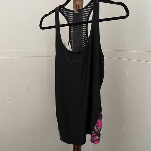 Hyba assorted top and Capri stretched yoga/exercise women’s large Flower -black - Picture 8 of 9